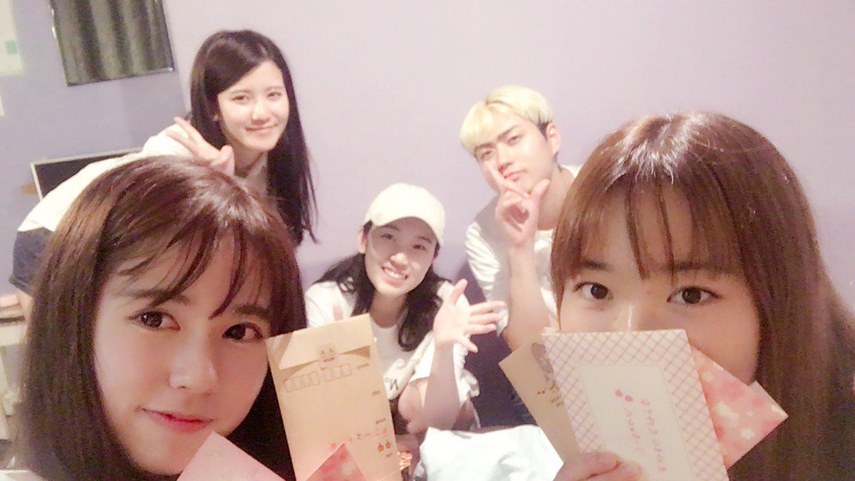 1113Kara's tweet photo. お腹好きすぎてとりあえずやっと食べれた時のこの感動した顔!ブッサww
誰だよ撮ったのwww
手紙喜んでくれてよかった😁
そしてじぇくとコラボ
#裸の巨人
#マナチング
#MFRIEND https://t.co/BBazzkt9if