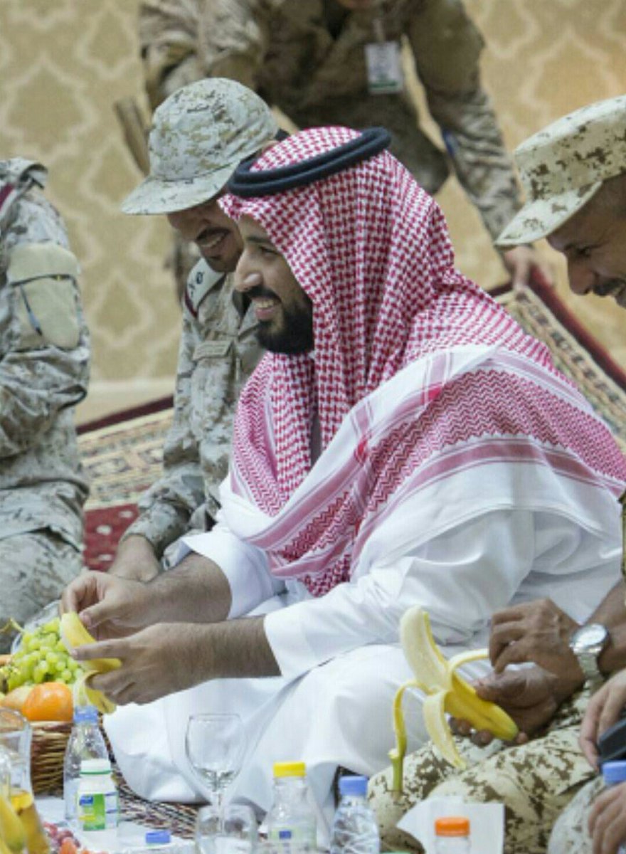 0ii05i's tweet photo. #حنا_عصاكم_اللي_ما_تعصاكم

حدثوني عن الهمة والعزم ...
احدثكم عن التواضع والشهامة...

محدثكم يحدثكم عن https://t.co/LbPZeKRSEs