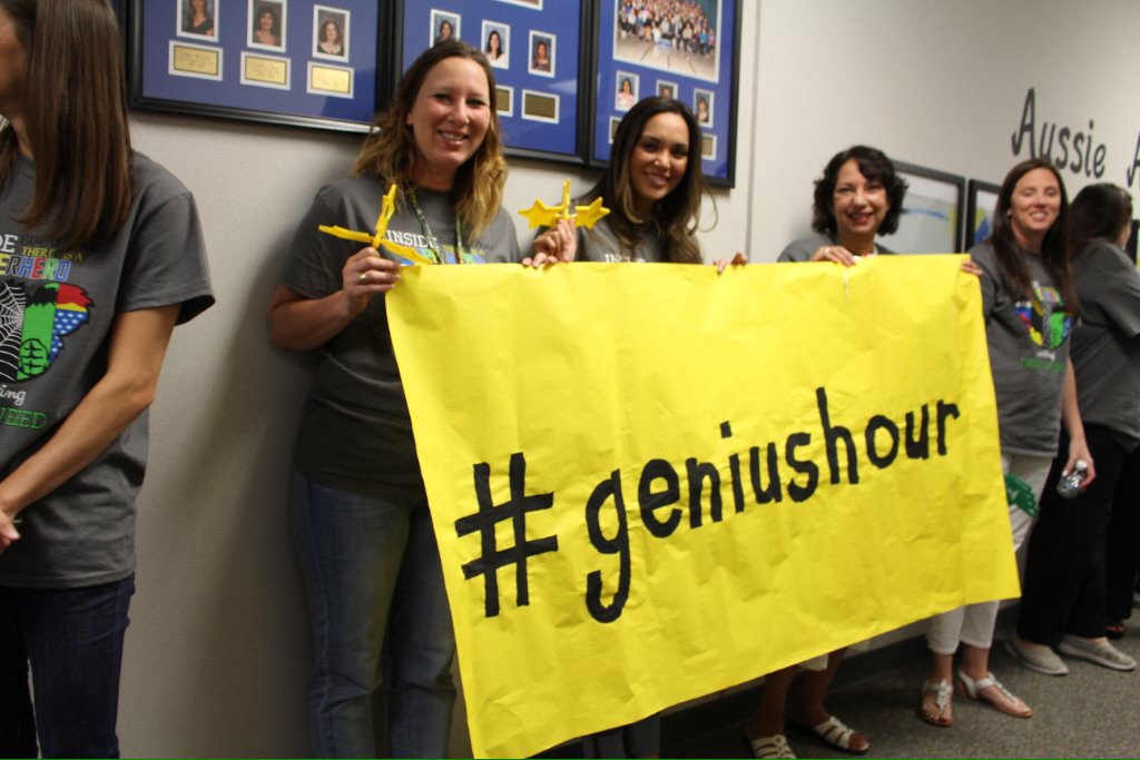 malynn_r's tweet photo. #beginningofyear fun in the Outback! #geniushour #innovation https://t.co/IlKCQxo8A8