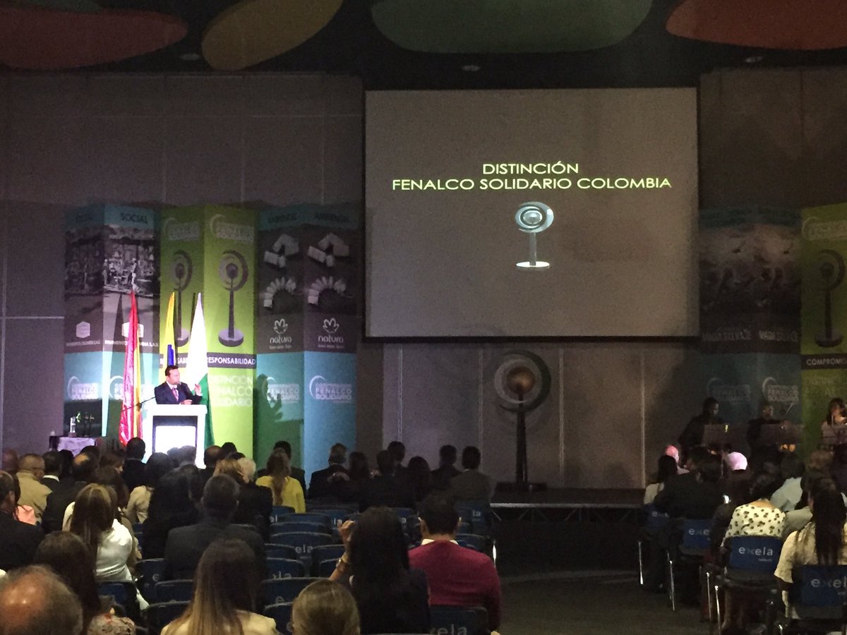 cotrafasocial's tweet photo. Hacemos presencia en la #DistincionFS en el marco del #CongresoRS2016 de @F_Solidario en @plazamayormed https://t.co/oDsCGz79I1