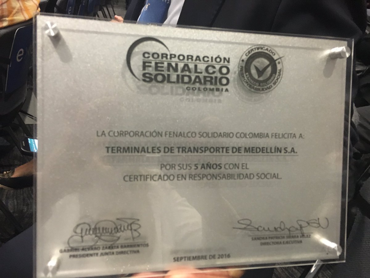 TerminalesMed's tweet photo. #DistincionFS @Fenalco_Ant @FenalcoNacional @AlcaldiadeMed https://t.co/EEY12QPxJi