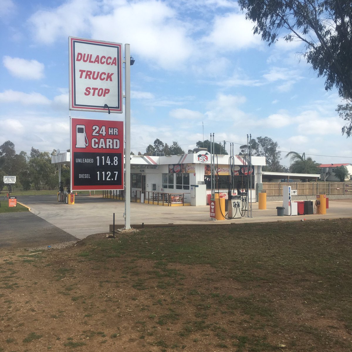 Coffee is good at Dulacca <a href="/theGRDC/">GRDC</a> #springtour