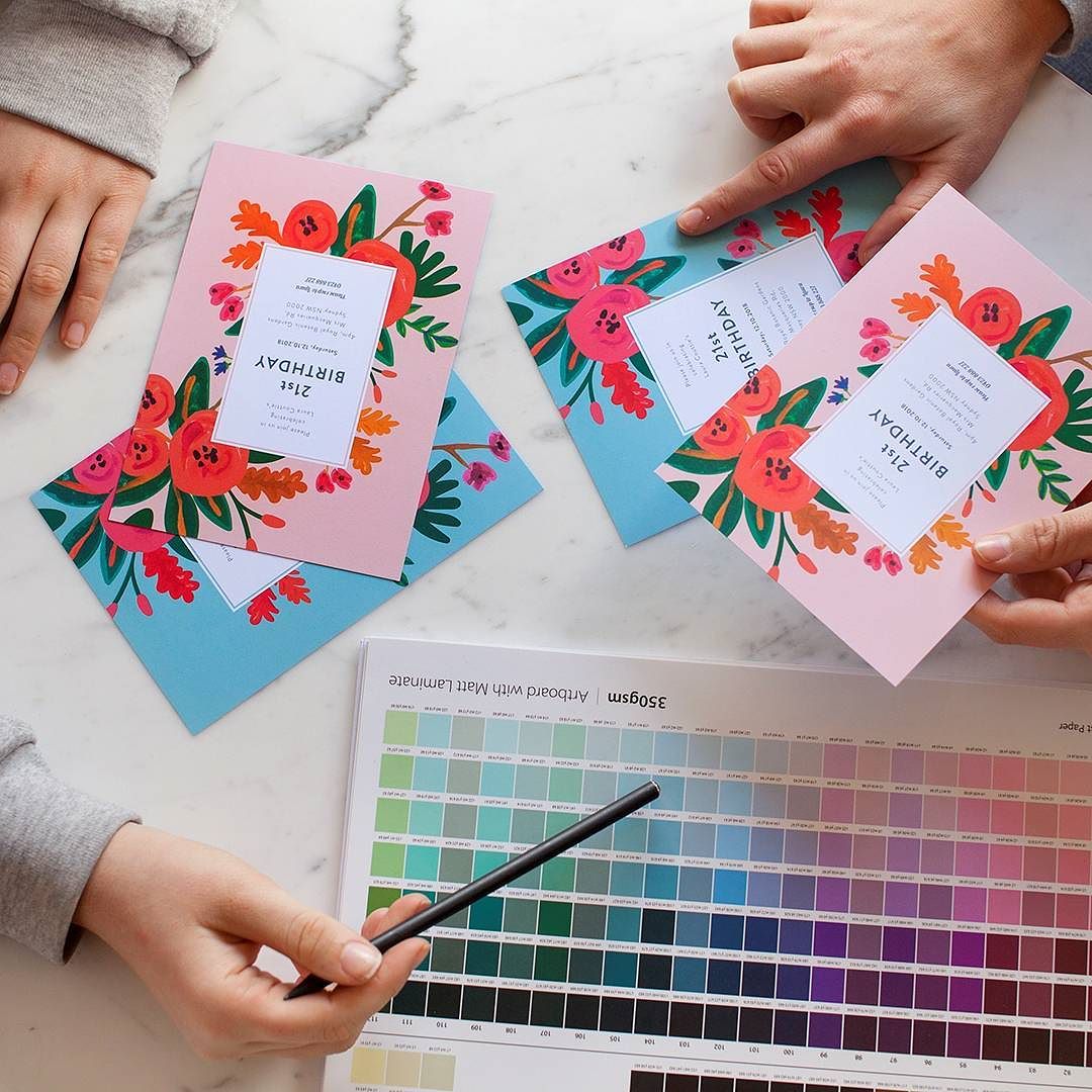 paperlust_co's tweet photo. We're picking birthday invitation colours at the #paperlust office today
https://t.co/fuqH1tAZd9 https://t.co/5UXmCenKkI