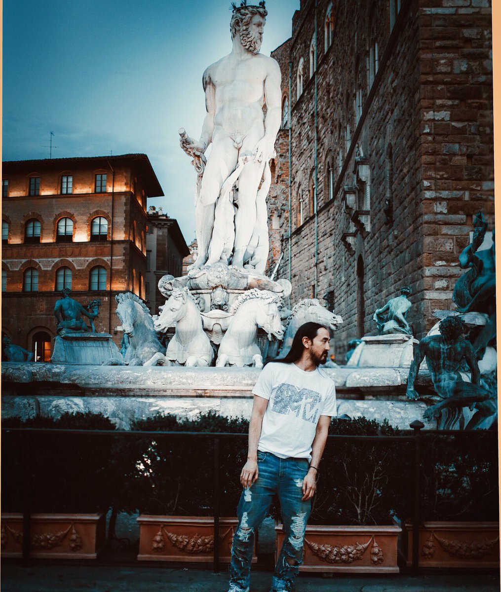 Imitation is another form of flattery #Florence https://t.co/DAkloRqKaG