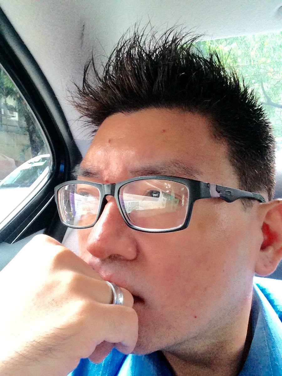 Ghe2006's tweet photo. This is my #ThinkingOfSolutions look. A coping mechanism triggered by being stuck in you-know-what for 3 hours. 🤓 https://t.co/Cx2RyvTZOC