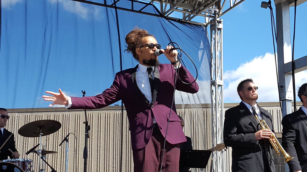 NookyJones's tweet photo. Thanks to @beeteavoice, @mnmusicco, and @summitbeer for an amazing afternoon at #BackyardBash2016. https://t.co/K42S8eA5VE