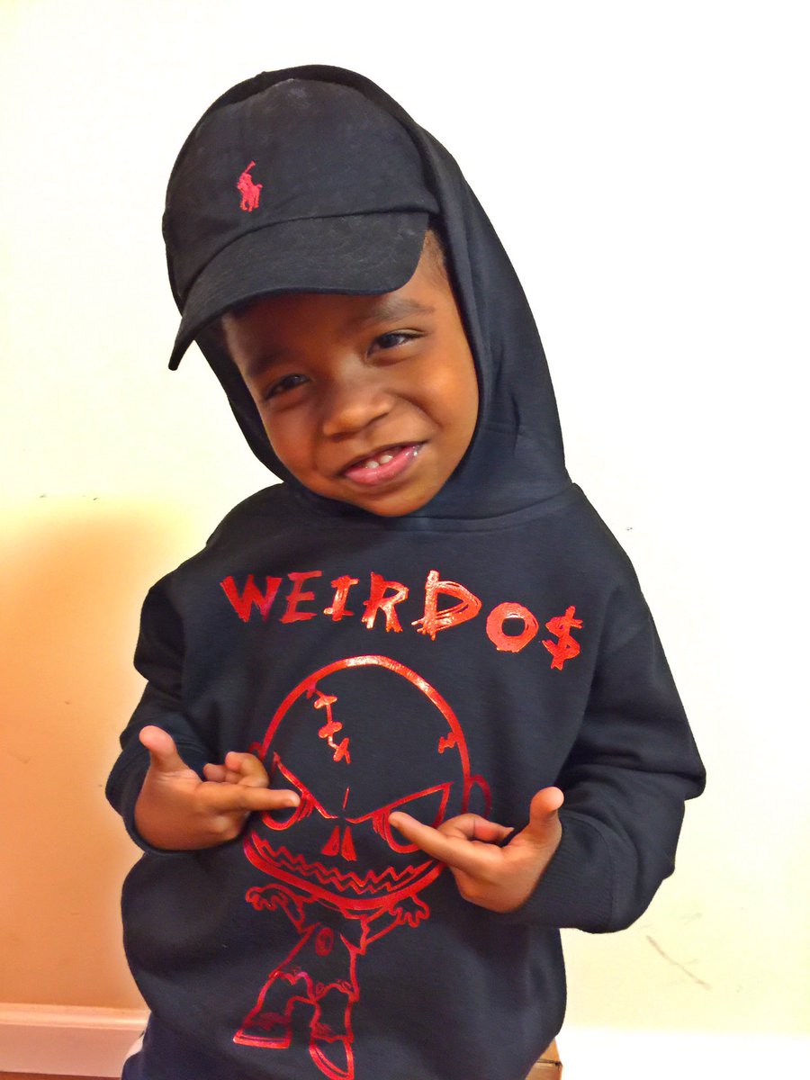 Weirdostees's tweet photo. #Weirdo https://t.co/yokK0PgjKU
