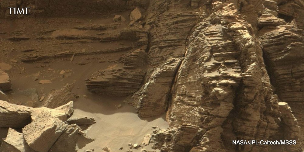 TIME's tweet image. The Mars Rover sent back some pictures and they look a lot like the American Southwest ti.me/2czFHcs
