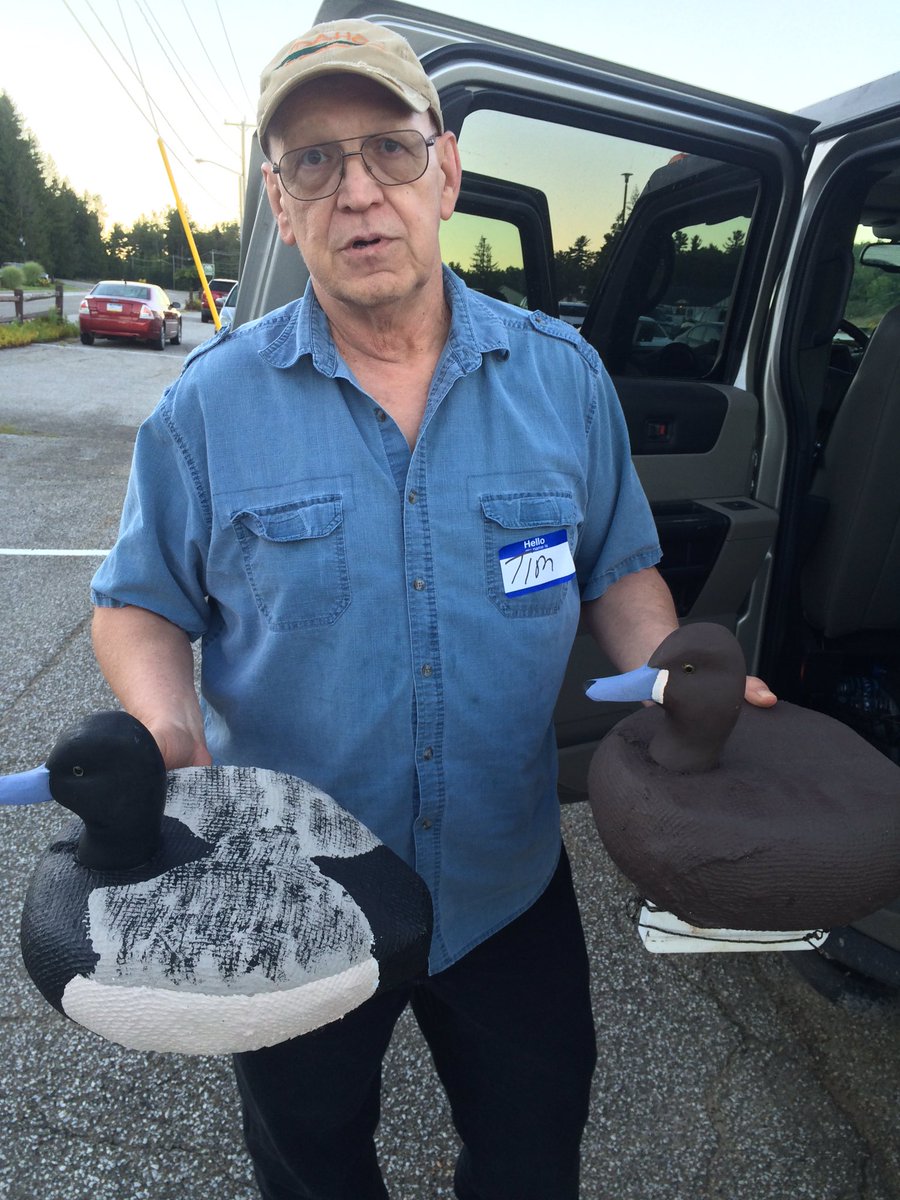 CJDucks's tweet photo. Check out these cool homemade diving duck decoys Tim in #NewYork makes. #ChautauquaCounty #AGLOW2016 https://t.co/6BL54bsqoq