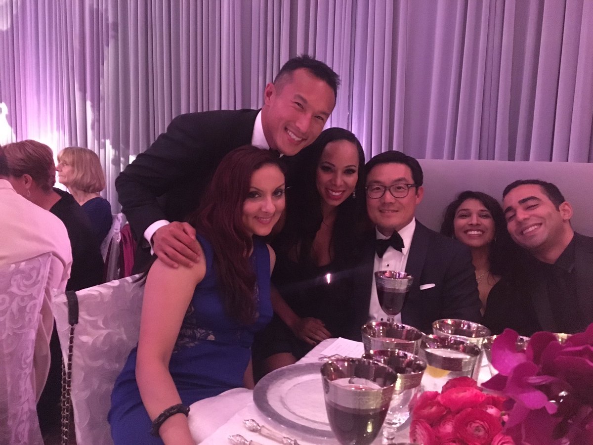 essie_MD's tweet photo. Missing my Chicago crew. Great Minds. Even Better People. @UChicagoPRS has my ❤️@drdavidsong @DeanaMD @dradrianooi https://t.co/fqpsvS0Jcv