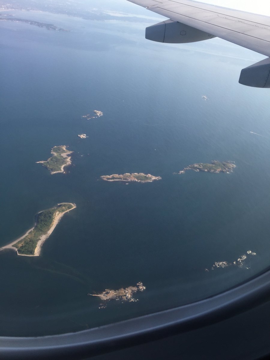 BHBeacon's tweet photo. The Brewsters in Outer Boston Harbor as seen from the air https://t.co/lvIe8chqtK