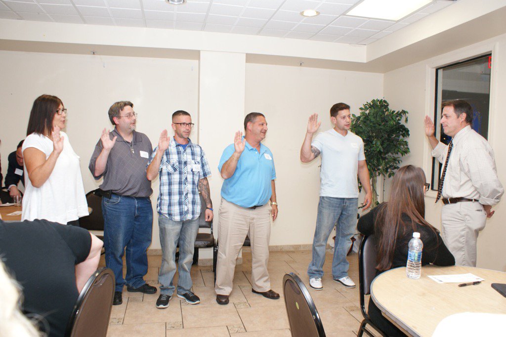 Thx <a href="/BrianCurranNY/">Brian Curran</a> for swearing in our new <a href="/oceansidegop/">OceansideGOP</a> club officers