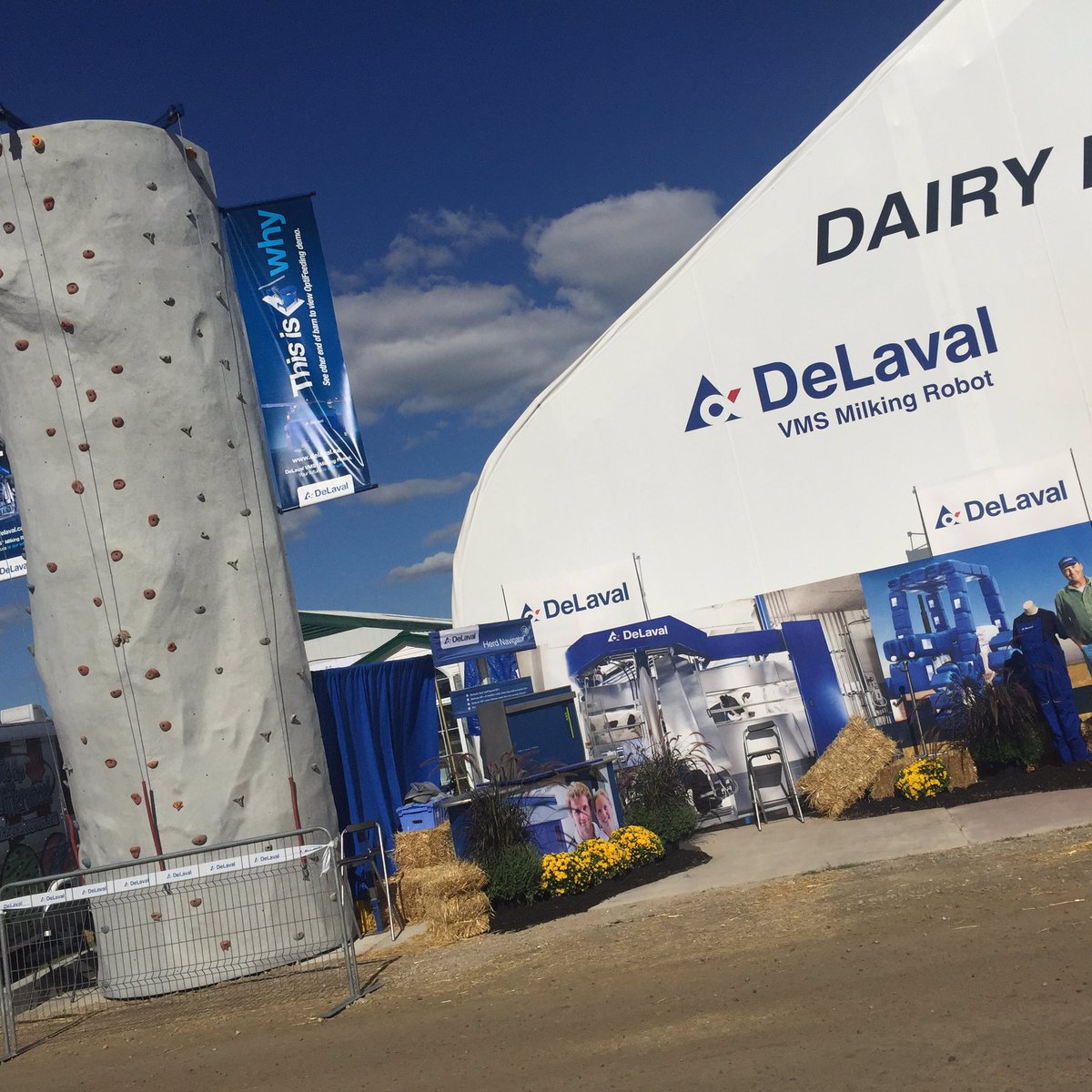 philCDNag's tweet photo. Come join @DeLavalCanada at the Dairy Innovation Centre at @outdoorfarmshow We're ready for #cofs16 ! https://t.co/3oEFOiIa8d