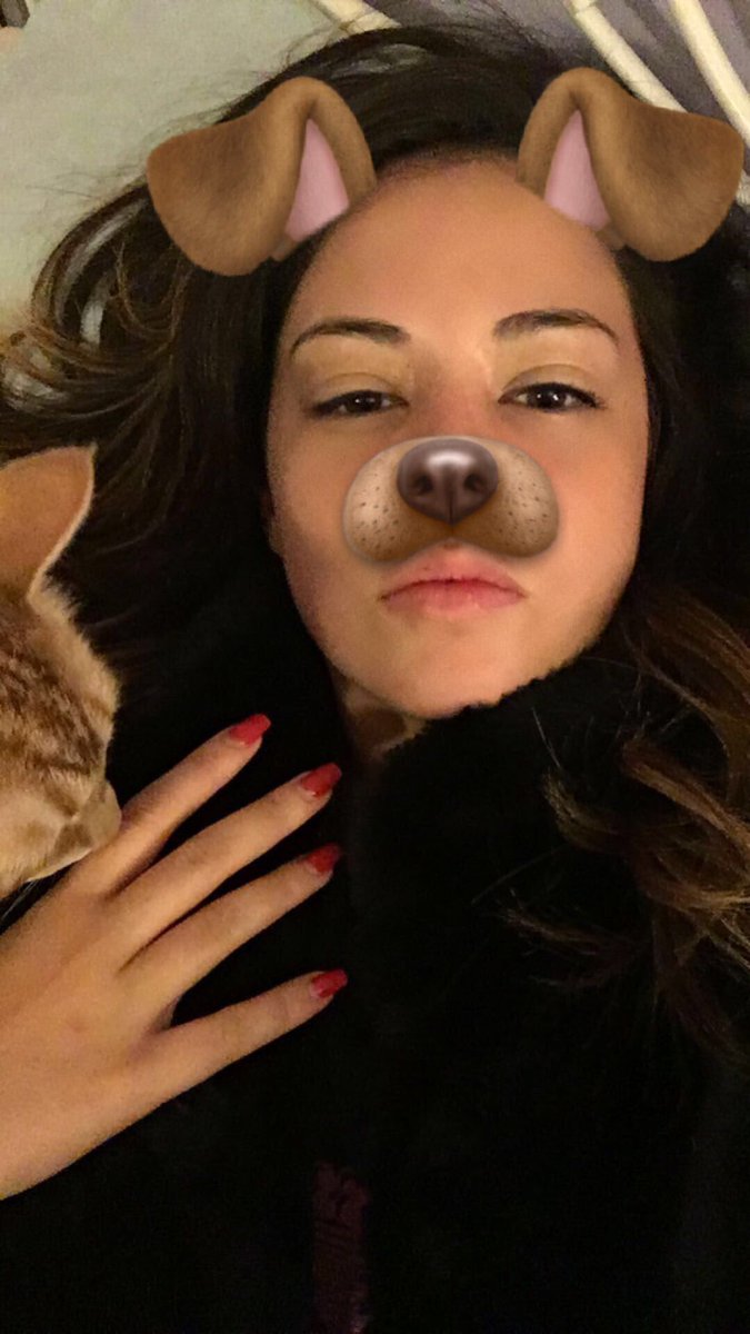 Kaylush's tweet photo. just bought this fur coat at goodwill for $10 and been talking to people like peasants all day https://t.co/pWyKY7Y8s8