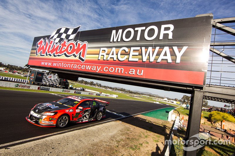 Motorsport's tweet photo. Supercars co-promotion key to new @WintonRaceway deal: https://t.co/plpBJgDcgj #VASC https://t.co/1ds8X76GpN