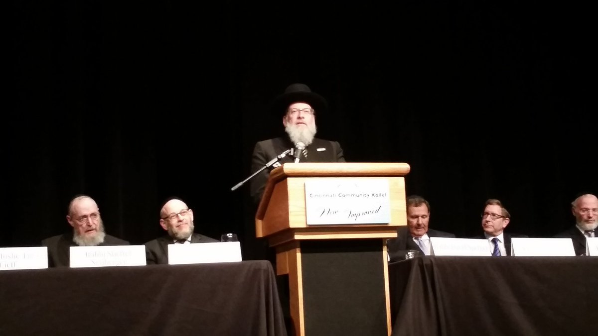 ADMotzen's tweet photo. Inspiring https://t.co/7k30ISHzSS event w Rabbis Lieff, Neuberger, Kotler. Torah and unity valued in @JewishCinti https://t.co/Gn7JfmGGhB