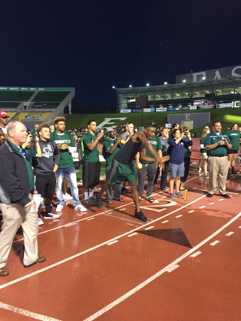 HeatherRLyke's tweet photo. Here's the wind up!!  There were more hits than misses tonight! @EMUAthletics knows how to have fun! #Comm1tted https://t.co/rfNEX3oqlV
