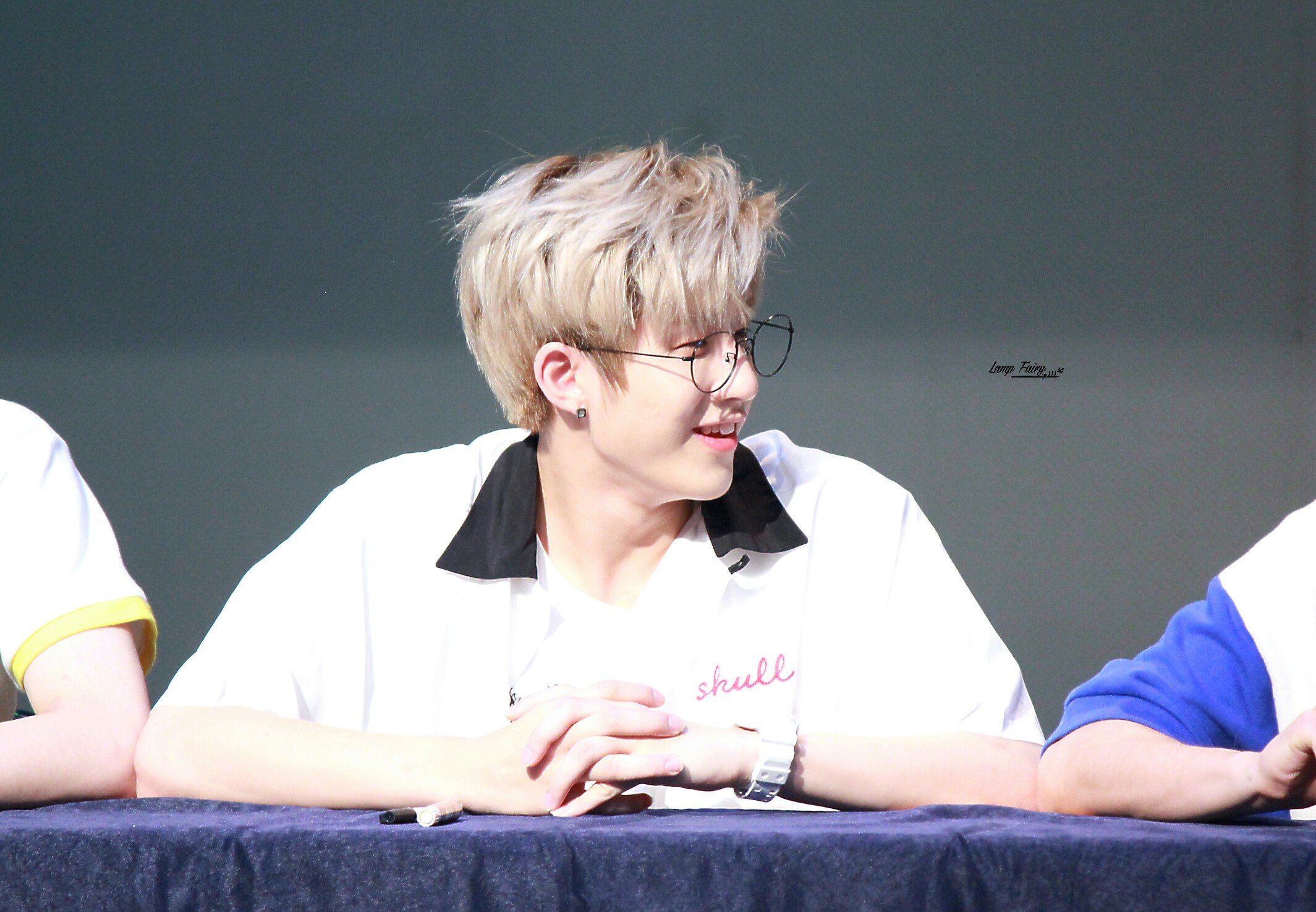 CsMw9WgUEAASQMe.jpg:orig