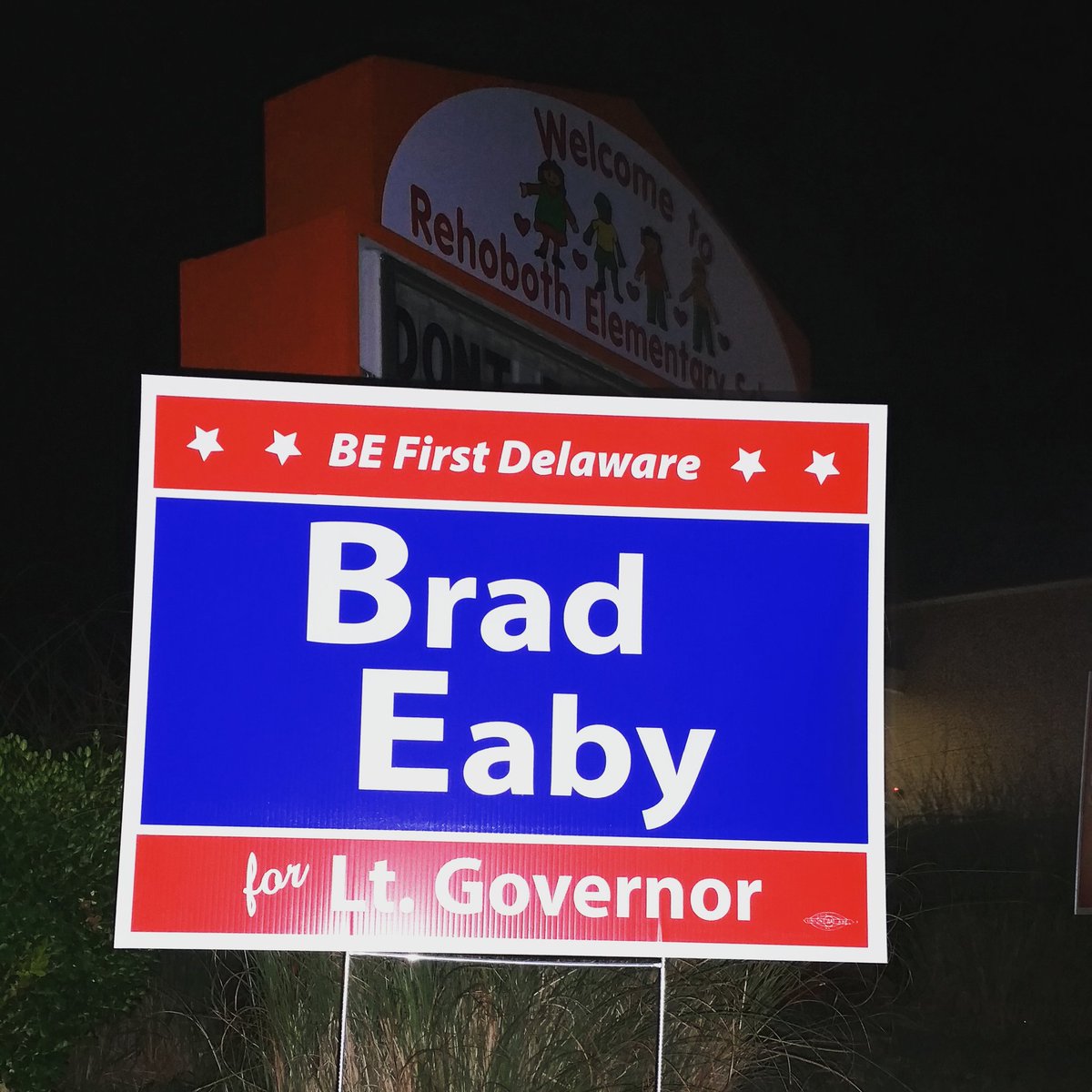 BEFirstDE's tweet image. Pushing hard for#LtGovDE late night sign posting across #SussexDE! Plz vote for #BEFirstDE in #primaryDE tomorrow.