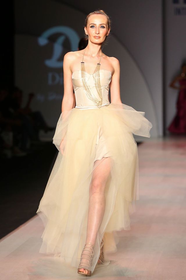 Juego Elipse, collar y pulsera. Colección Geometría en Movimiento presentada en <a href="/intermoda/">Intermoda</a> #ViveLaPlata #IM65