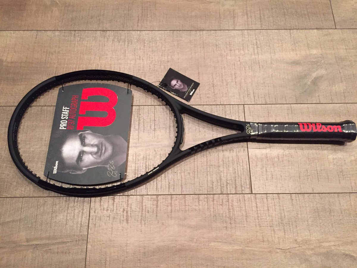 darren_cahill's tweet photo. Surprise gift from @WilsonTennis on my arrival home 😊 thx Cy!#backinblack #fromfederer #wilsontennis https://t.co/bGltWLfGNQ