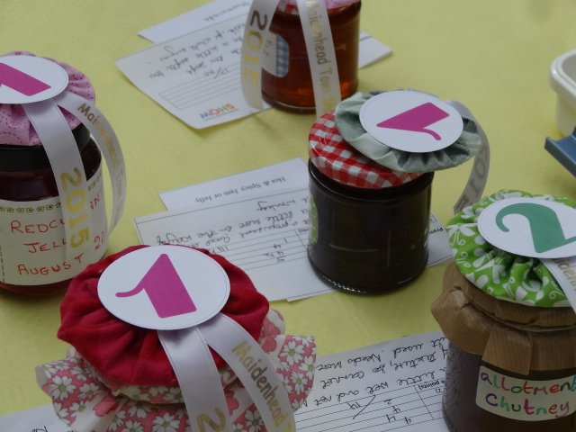 MHeadShow's tweet photo. Get your competition entries to the Craft Coop Shop by Wed 14 (except cake - 17) if you want your moment of glory! https://t.co/JYBeaiVg8a