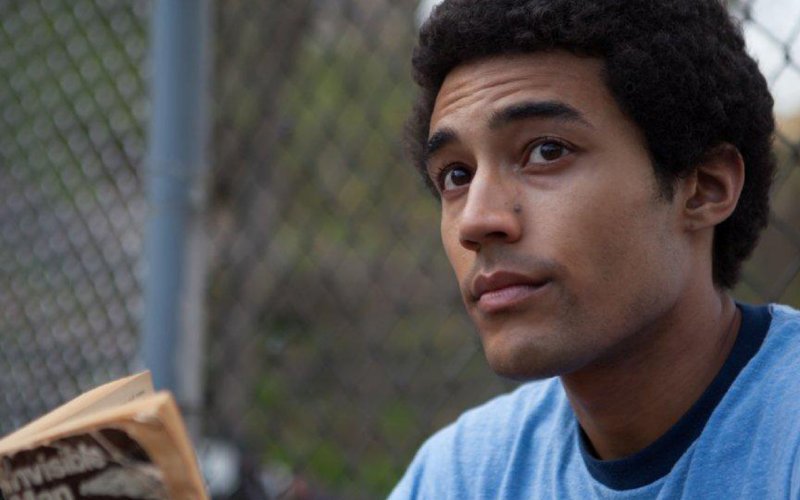 Meet the hippie, weed-smoking young Obama of 'Barry': thebea.st/2cSzkS0