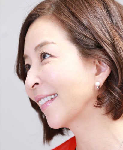 Uzivatel 海空愛 Nose Na Twitteru 宝塚出身の魅力的な鼻の女優の好きなアングルその 真矢ミキ Tbsの朝の顔です立派に 鷲鼻がセクシーです