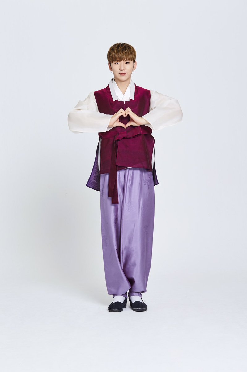 몬스타엑스 추석인사 "맛있는 추석 음식 많이 드세요!" | 인스티즈