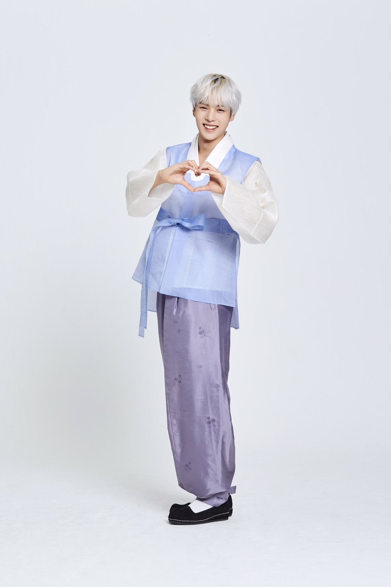 몬스타엑스 추석인사 "맛있는 추석 음식 많이 드세요!" | 인스티즈