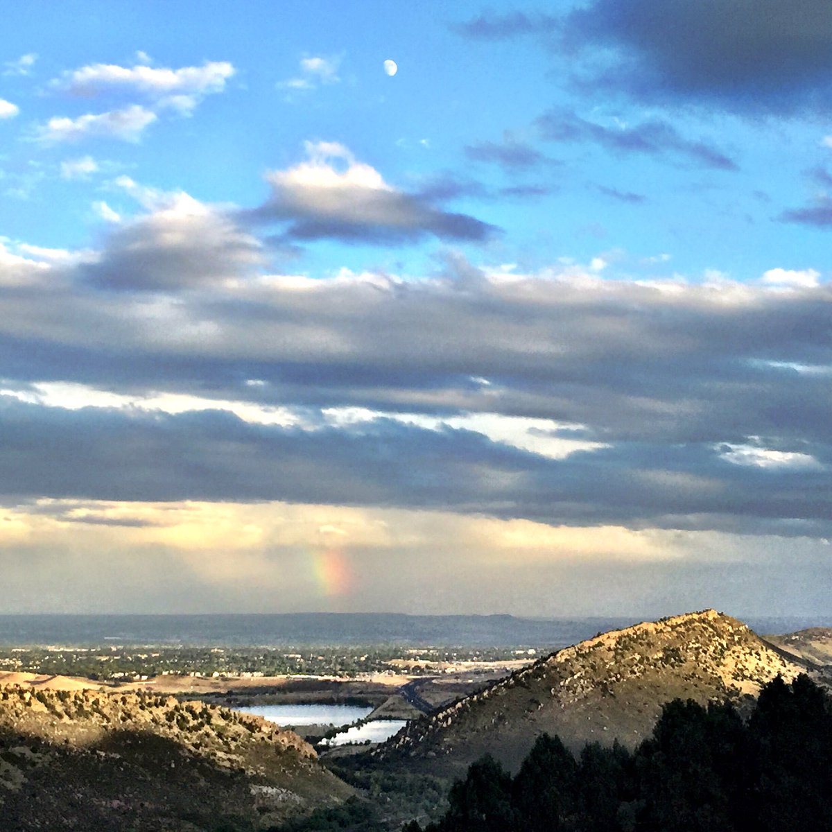 cbl_23's tweet photo. @halloates taste the rainbow https://t.co/7XfM36LM1g