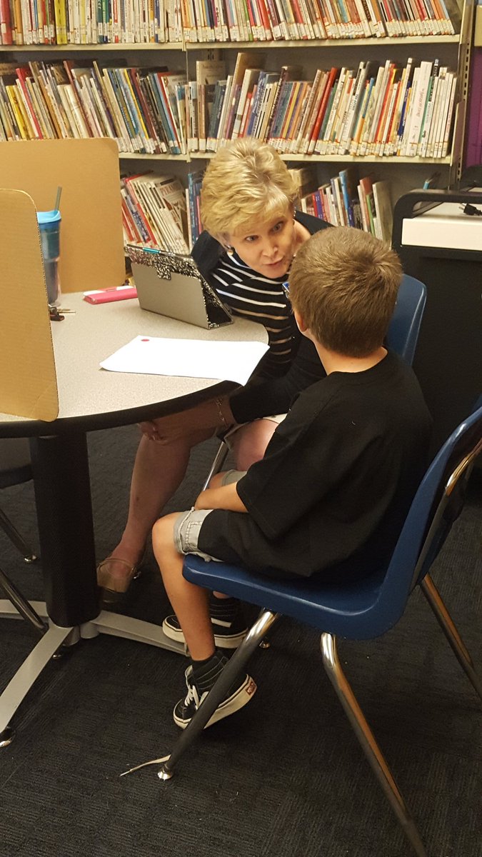 WilsonGUSD's tweet photo. Thank you @WilsonReaders for meeting with every kiddo on campus &amp; tracking their reading progress #allrams https://t.co/HFW0h4Jv5R