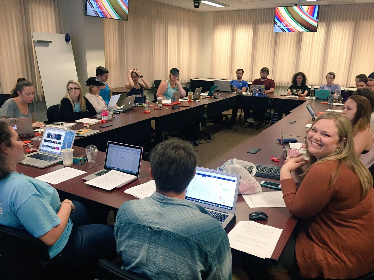 OCURelayForLife's tweet photo. A full house for our first committee meeting of the year! We're so excited to get started! #ocurelay https://t.co/DWLQc3Xyy5