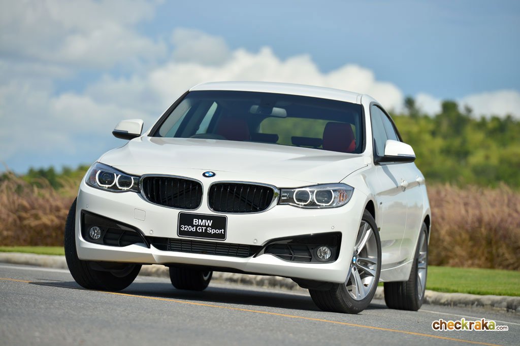Sonewm8992's tweet photo. #KeyCar BMW 3 Gran Turismo (White)
Kia Soul EV 2014 (Mint blue ECO electric Car) https://t.co/kUf5ET1s5A