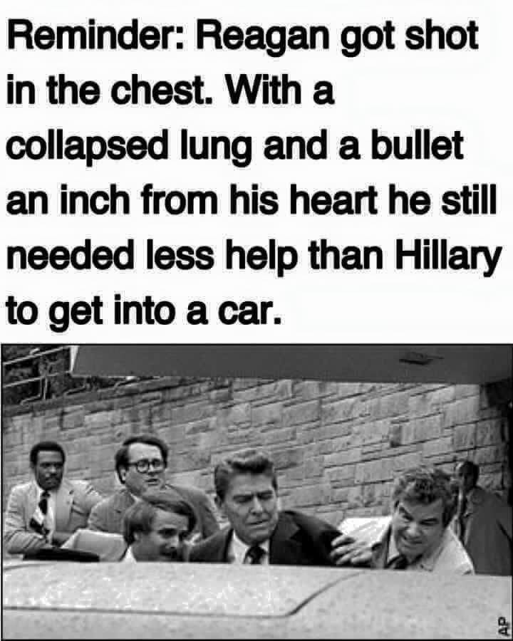 tarafdavis's tweet photo. Just sayin.... https://t.co/iiS1d9s85r #HillarysHealth #ClintonCollapses https://t.co/rOpmFaYYkx