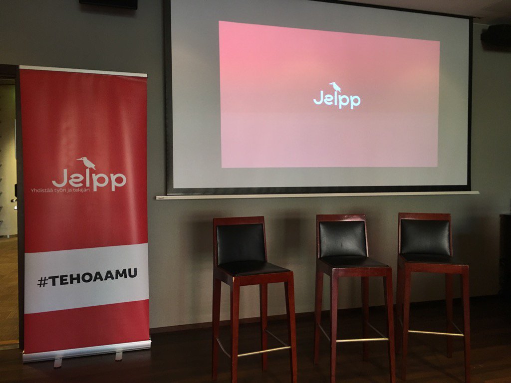 MarikaNikkinen's tweet photo. Rekrytoinnin tehoaamu, vielä on tuolit tyhjänä... #jelpp #rekry #sonera https://t.co/Y9oxcZ0dNt