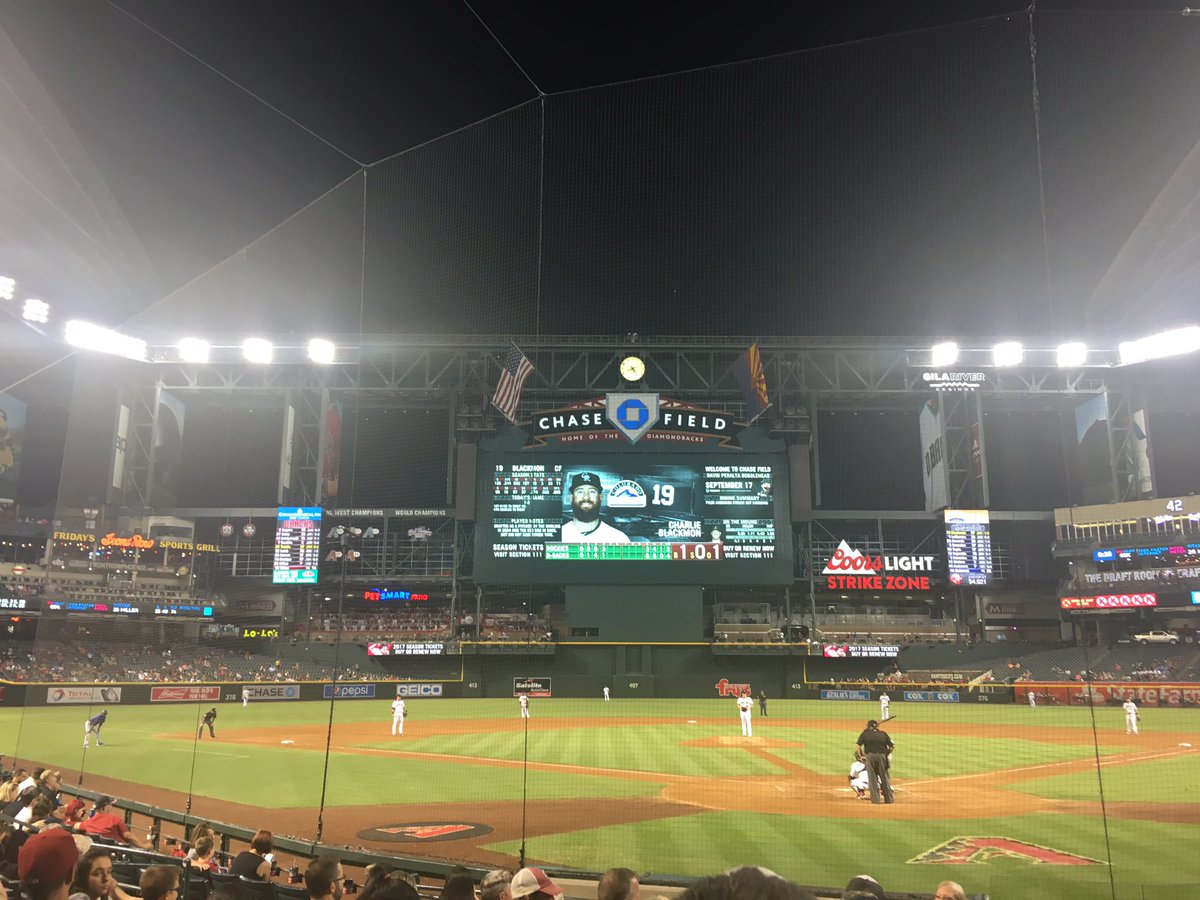 ChaseFarnsworth's tweet photo. Loved the @Dbacks game tonight! High, lows and everything in between! #BackTheDbacks #DbacksWin https://t.co/eDi6dLFpCn