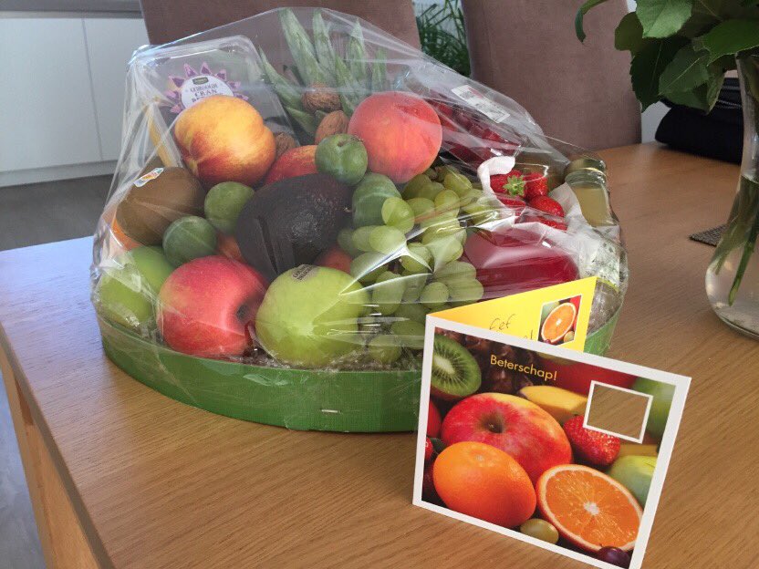 Niet alleen een mooie fruitmand op bestelling gemaakt. Maar ook  de autodeur voor me openen. Dank <a href="/jumbocuijk/">Jumbo Cuijk</a>