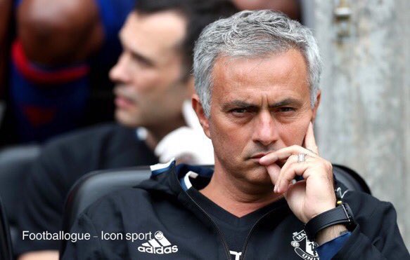 Footballogue's tweet photo. [#Décla💬] Mourinho : "La LDC sans Man Utd n'est pas la LDC et Man Utd sans la LDC n'est pas Man Utd" https://t.co/8UxIXNesTb
