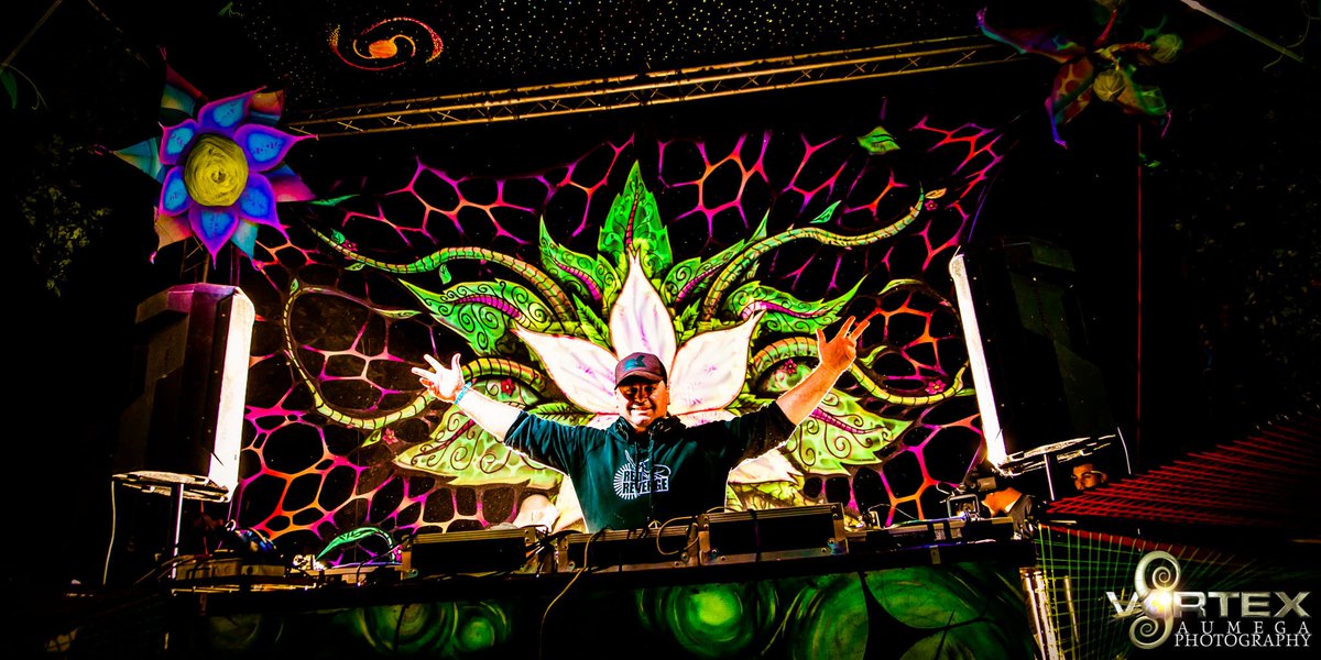 TheVortexSource's tweet image. Celebrate life's Magic with us at #VortexOpenSource2016 Get your tickets here: goo.gl/VJUw0k