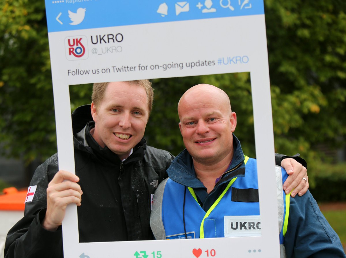 _ukro's tweet photo. @UKROChair Rescue Challenge 2016 @Hants_fire @AndrewDaneUK #2016UKRO @UKROHeavyRescue @DanQuin3204 https://t.co/a5nbToaO37