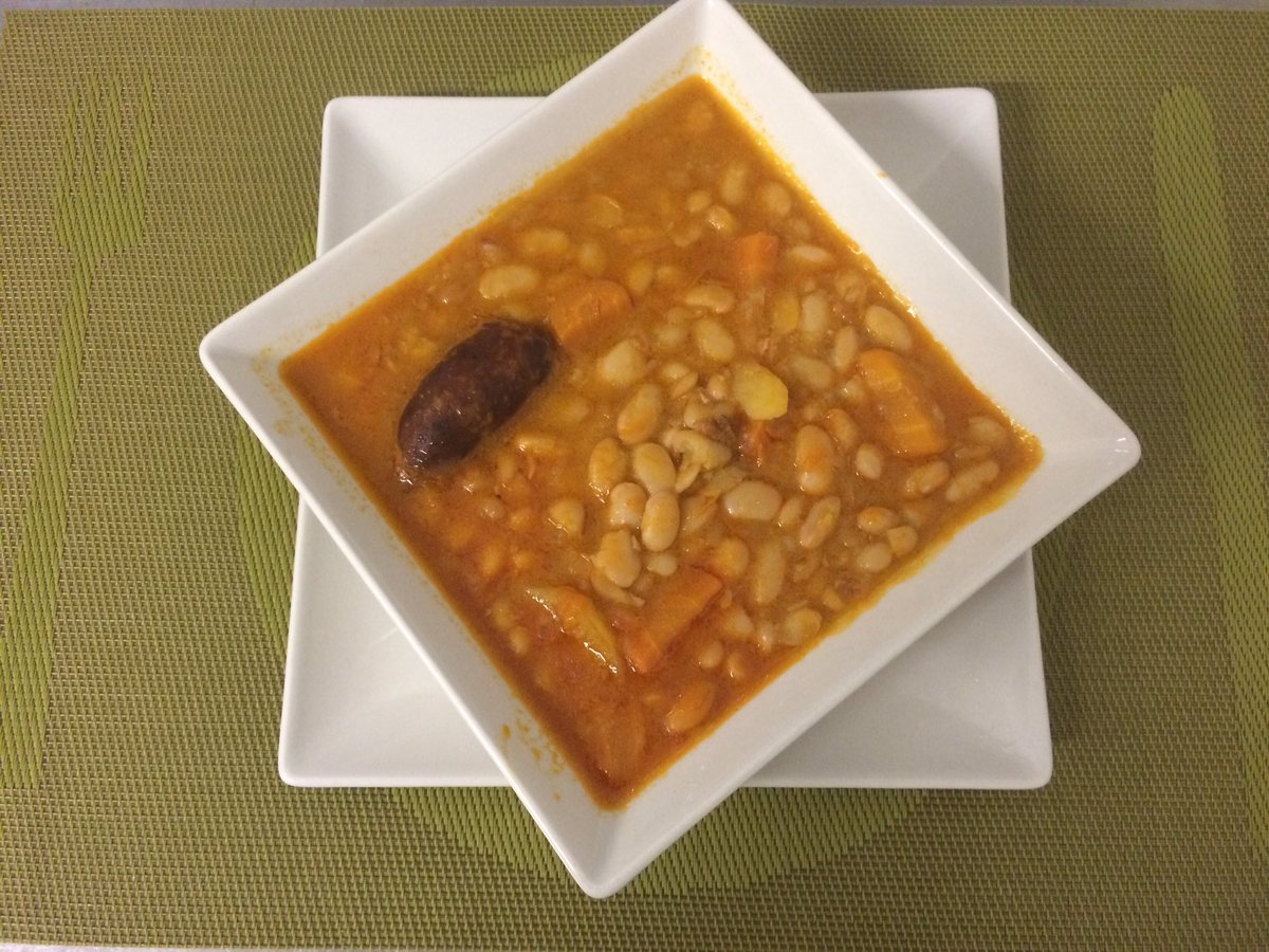La Cazuela Catering tweet media