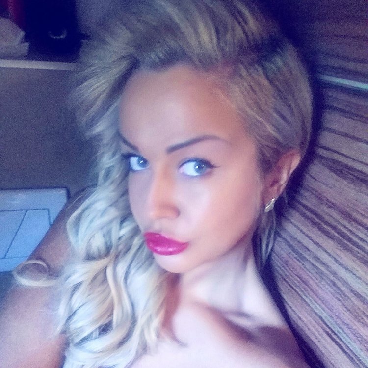 BibbsFlorrie's tweet photo. #kickinit #ресторан#мы Не хочешь экономить, хочешь разбогатеть? До 500$ в день — и ты богат! https://t.co/DBiBCjNFLe https://t.co/vOvBzH8pd6