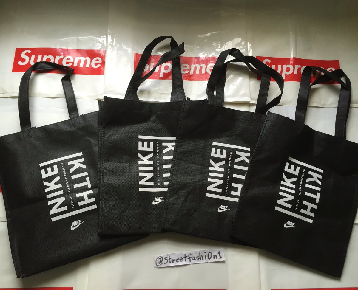 streetfashi0n1's tweet image. 🚨  #SFNYプレゼント企画  第2弾🚨

🔥モアテン黒白🔥
メンズ1名
レディース1名

NIKE x KITH 限定バッグ4名

計6名の方にプレゼント😎❗️

応募方法はフォロー&amp;amp;RT
締切は9/19

詳しくは画像より😎