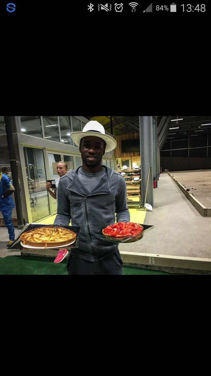 evmate's tweet image. @GMalfleury sauf qd c est l heure du dessert!!!mdr
Je sais c pas beau de se moquer!!
Allez sans rancune. A vendredi😉