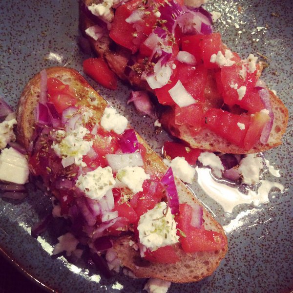 CookGreekUK's tweet image. You don't want to miss that! Bruschetta for our upcoming #Vegan #Vegetarian Supper Club @Cafe_Rust Book: @theTabl