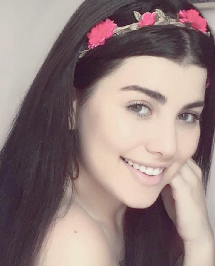 ar1_ilham's tweet photo. I vote for #HananeElKhader for The 100 most beautiful faces of 2016 #TBworld2016 @DTopbeautyworld https://t.co/DT0uxpnnwJ