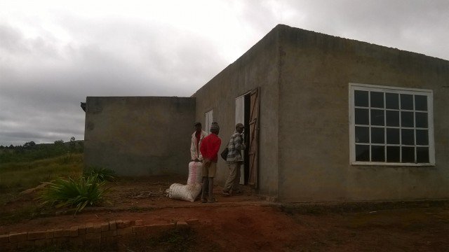 webestimmo's tweet image. À Antsahamarofoza Ilafy, à vendre un terrain de 17000m2 Plus d’infos sur bit.ly/2c7lUxg. #Madagascar