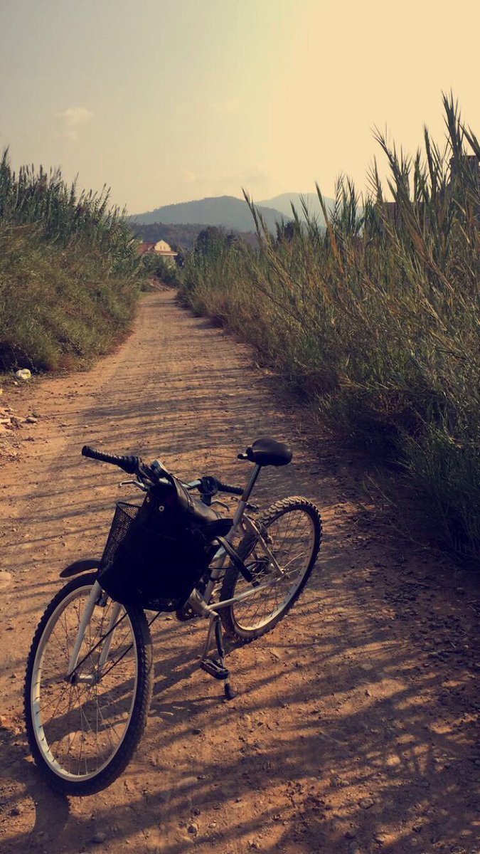 megggle's tweet photo. No better way to spend my last week of summer 🌞🙏🏼 https://t.co/XN7Ms5uI6T