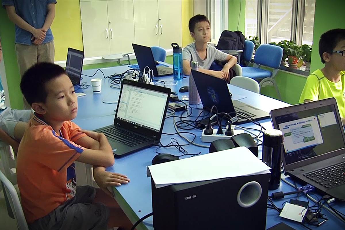NextGenRecruit's tweet photo. Due to the innovation gap in China, Kids are now encourged to code! #YoungLearning #Coding https://t.co/60FgmvpClx https://t.co/eSzideKOsj